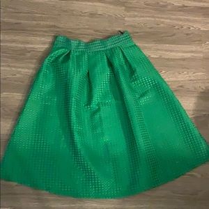 Green Tulip waist skirt